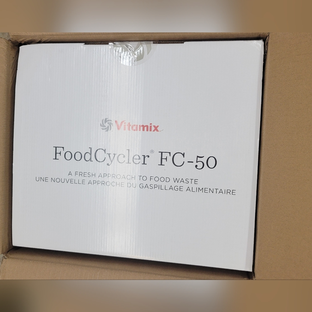 Vitamix FC-50 - Convenient Home Food Processor and Recycler - Kitchen Countertop - Picture 2 of 5